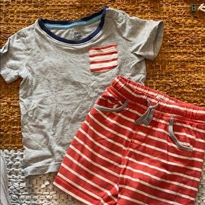 Baby Boden t-shirt and shorts set 18-24 months